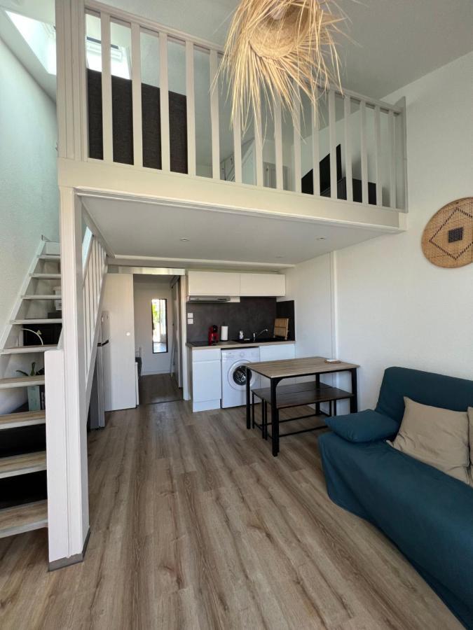 Petite Maison De Vacances Au Bord De L'Eau Leucate Exterior photo